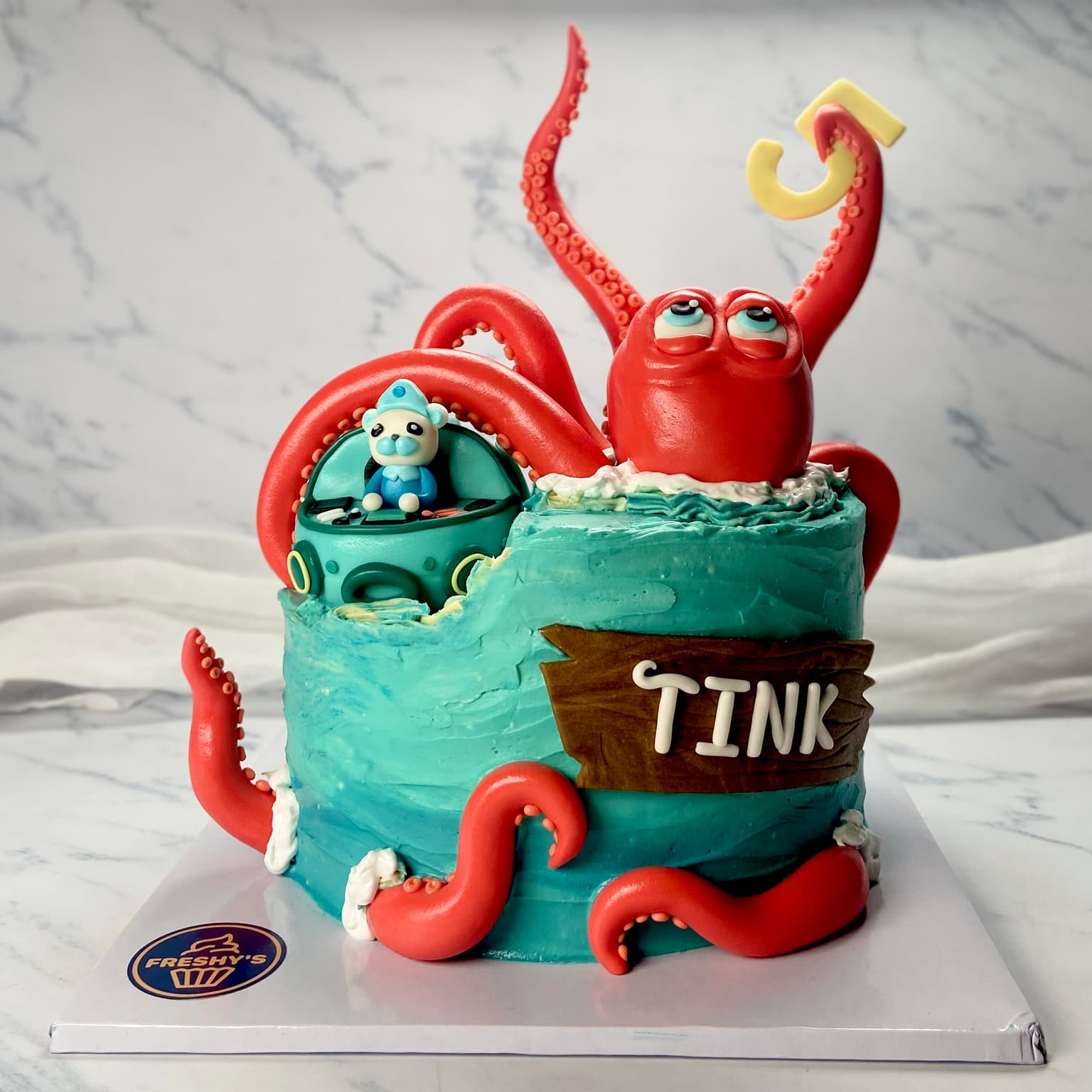 100% edible fondant sculpted kraken cake